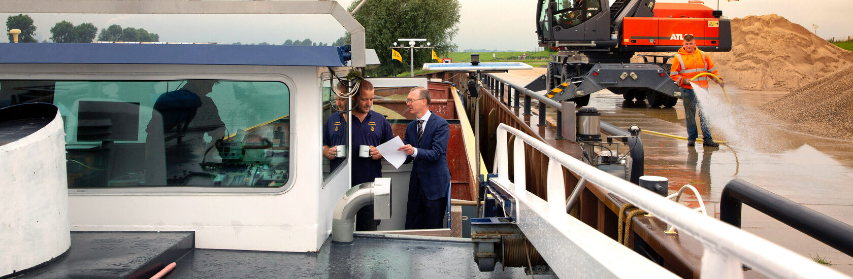 Cyriel adviseert op schip